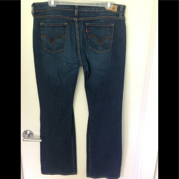 2/$40 LEVIS LOW BOOT CUT STYLE JEANS 12 - Picture 7 of 7
